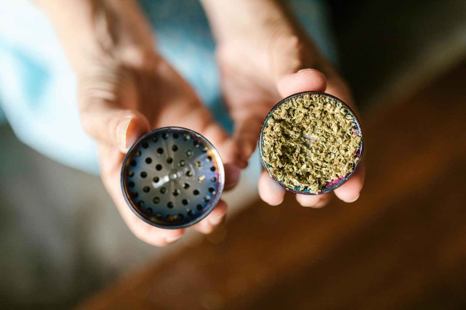 How Cannabinoids Can Help You Unwind and De-Stress